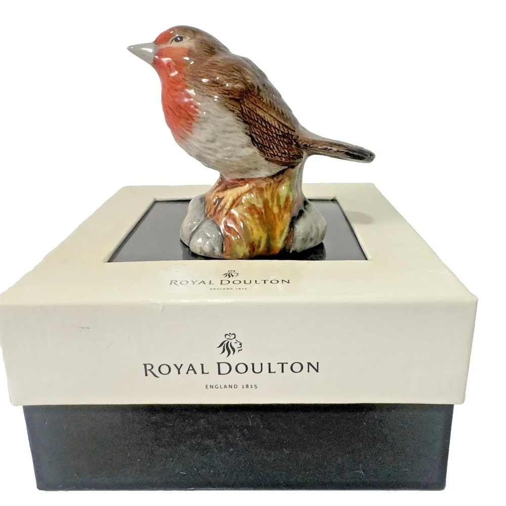 Royal Doulton Animals Bird Red Robin Original 2005 Collectible Christmas Gift
